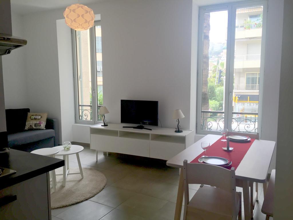 Apartamento Le Cedre Bleu Niza Exterior foto